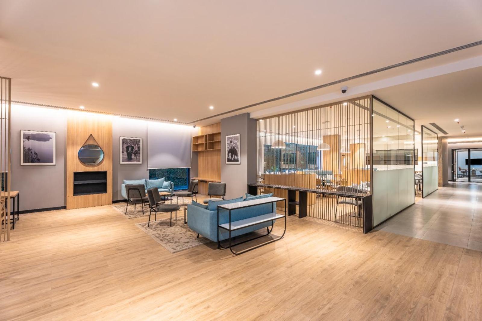 Park Inn & Suites By Radisson Thrissur East Fort Dış mekan fotoğraf