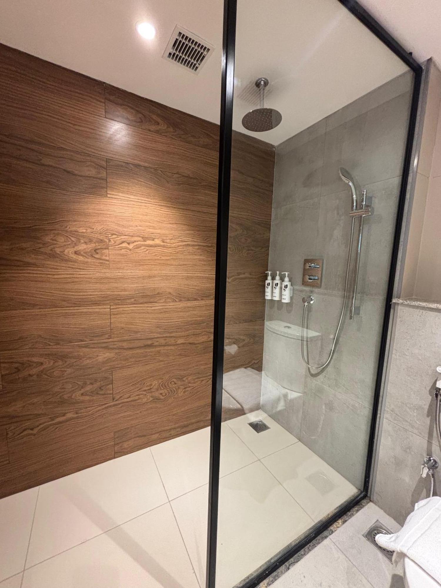 Park Inn & Suites By Radisson Thrissur East Fort Dış mekan fotoğraf